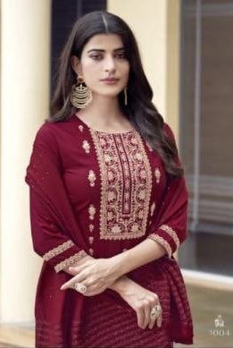 Sequince kurti - pennal