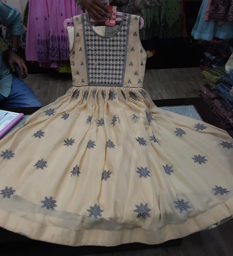 Redymade dress