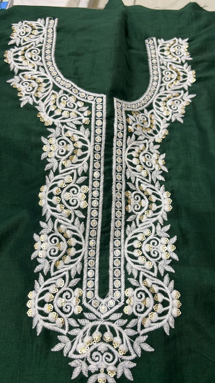 Sequince Neck
