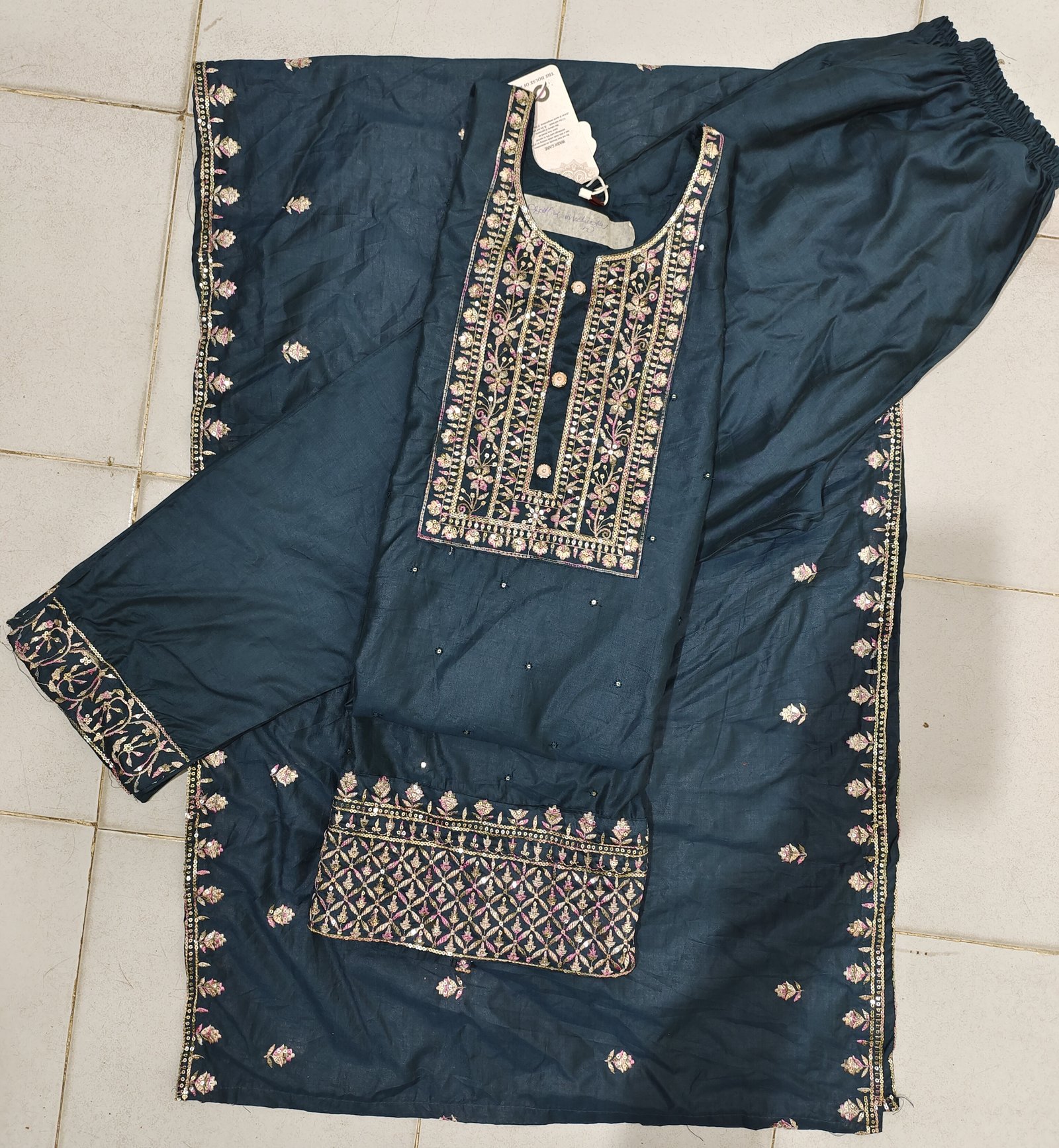 Sequince kurti