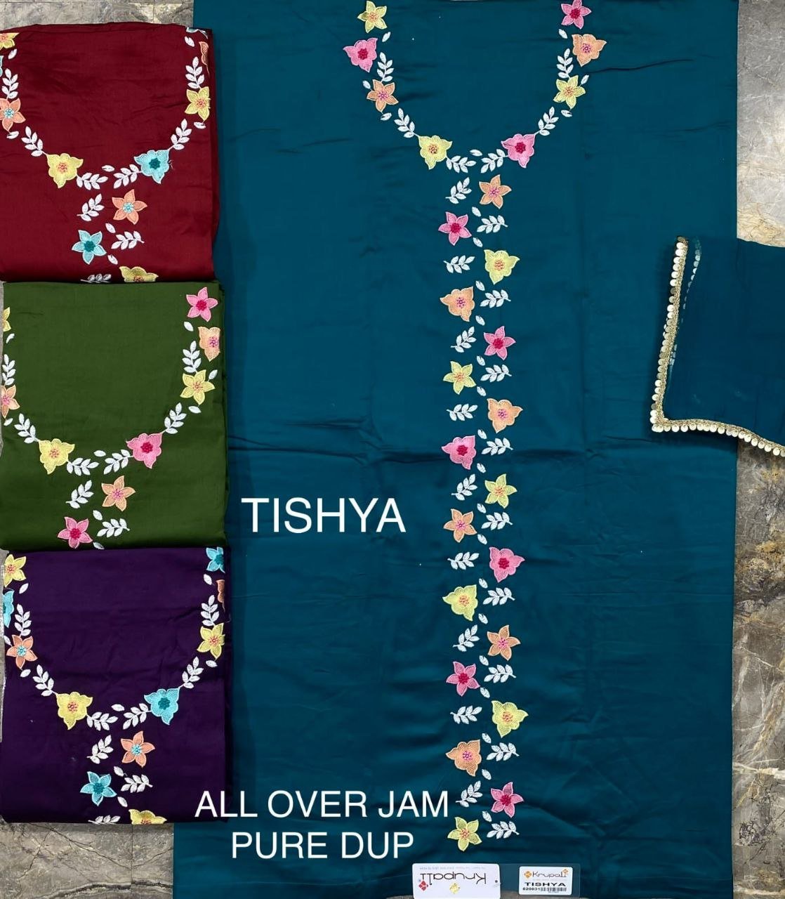 Neck Top