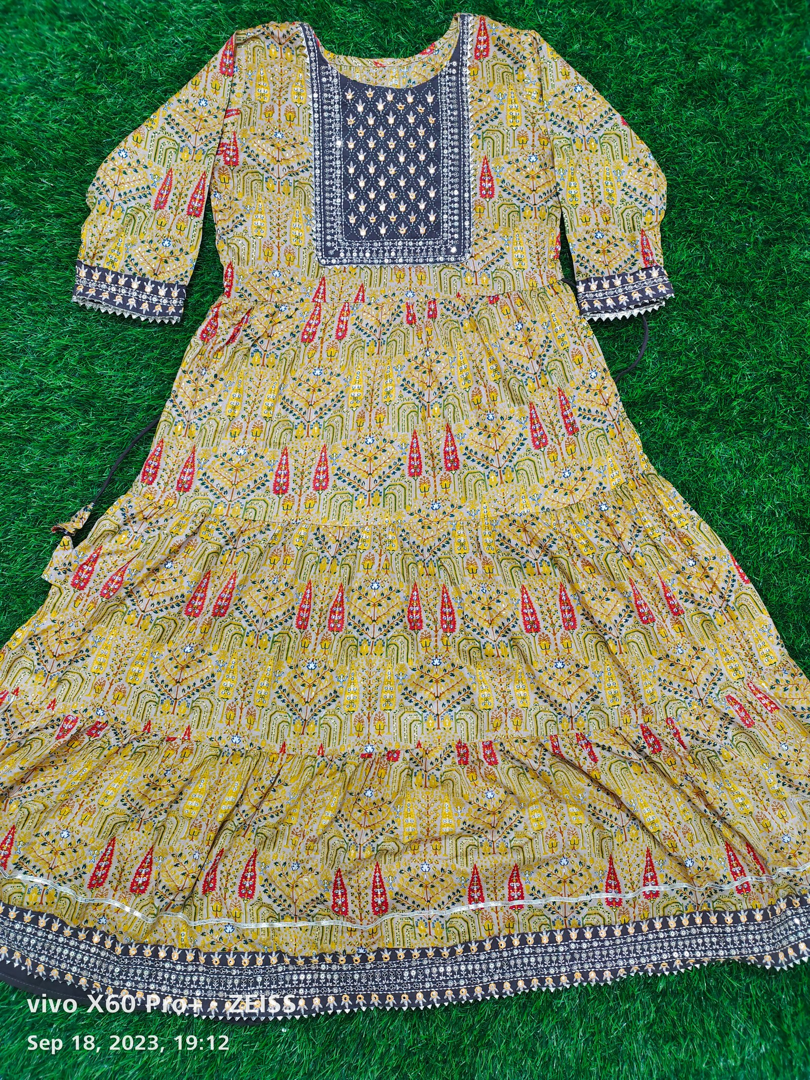 Sequince kurti Designs