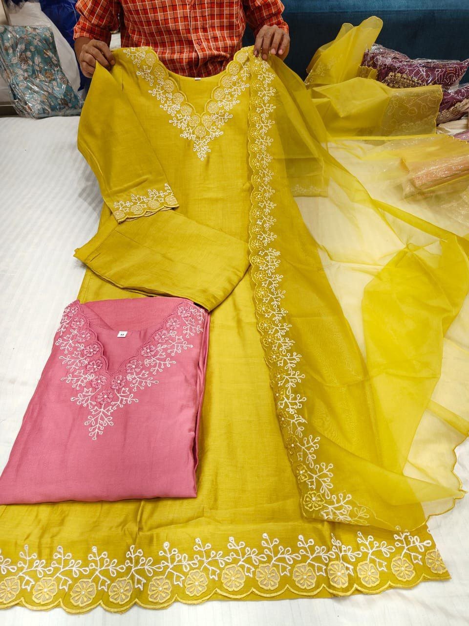 fancy kurti neck