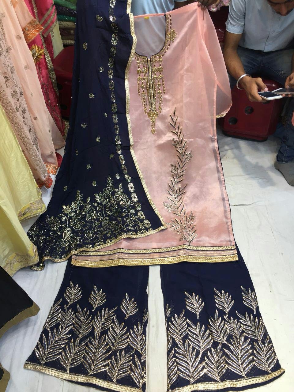 Daman & Single Head top & Duppata