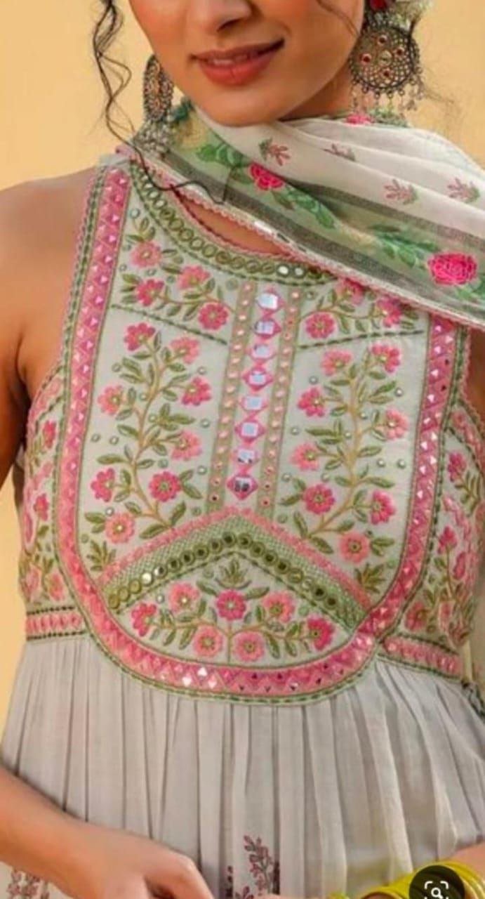 READYMADE  CHOLI