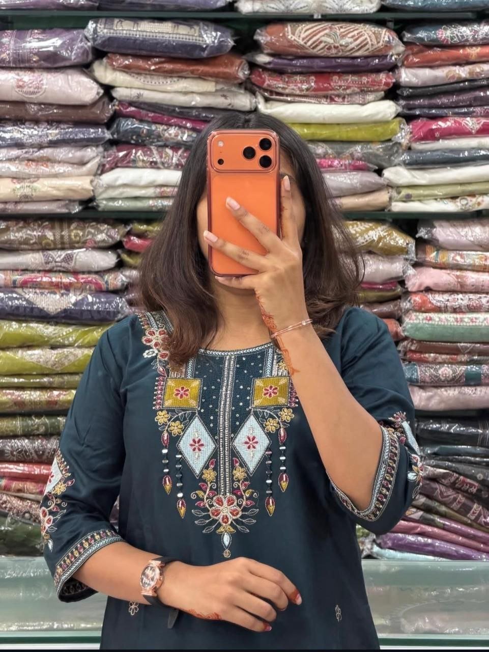 kurti neck panel