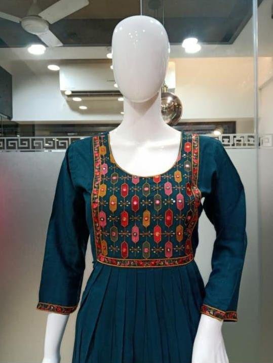 tabal neck kurti