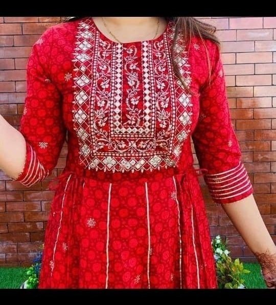 Sequnice kurti