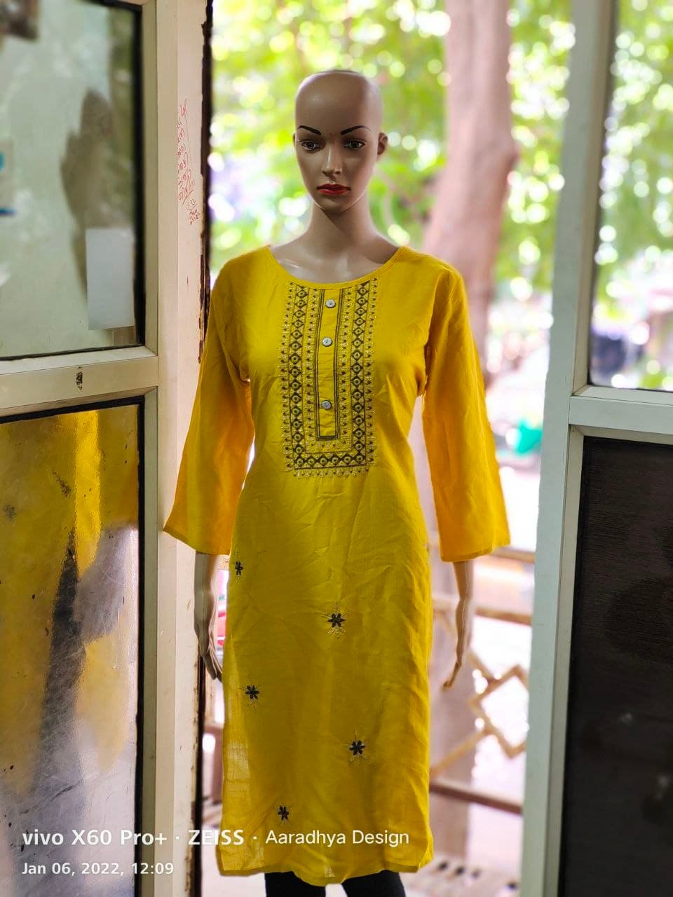 kurti - pennal