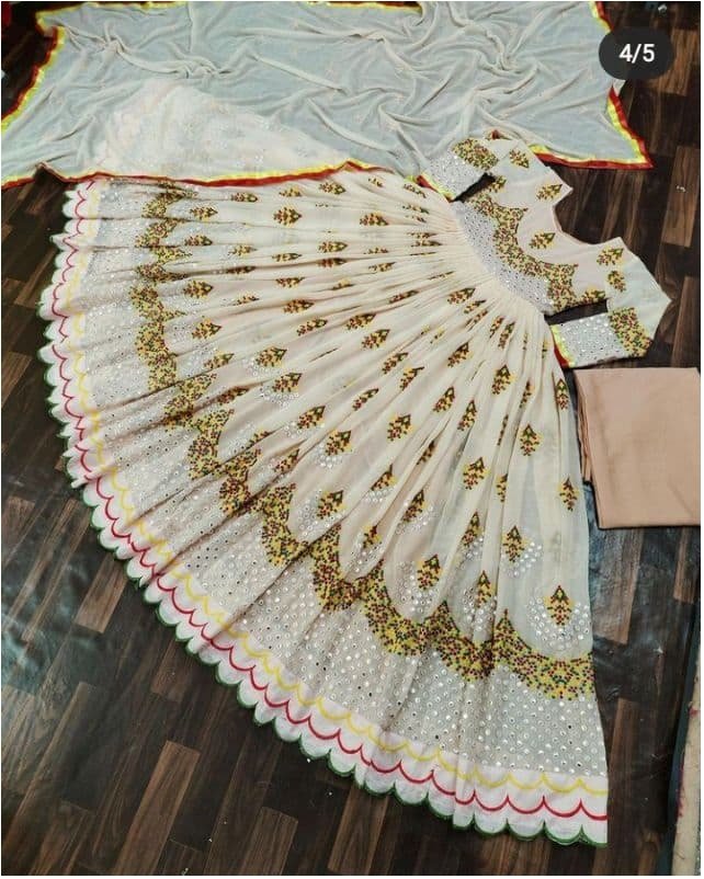 Redymade dress