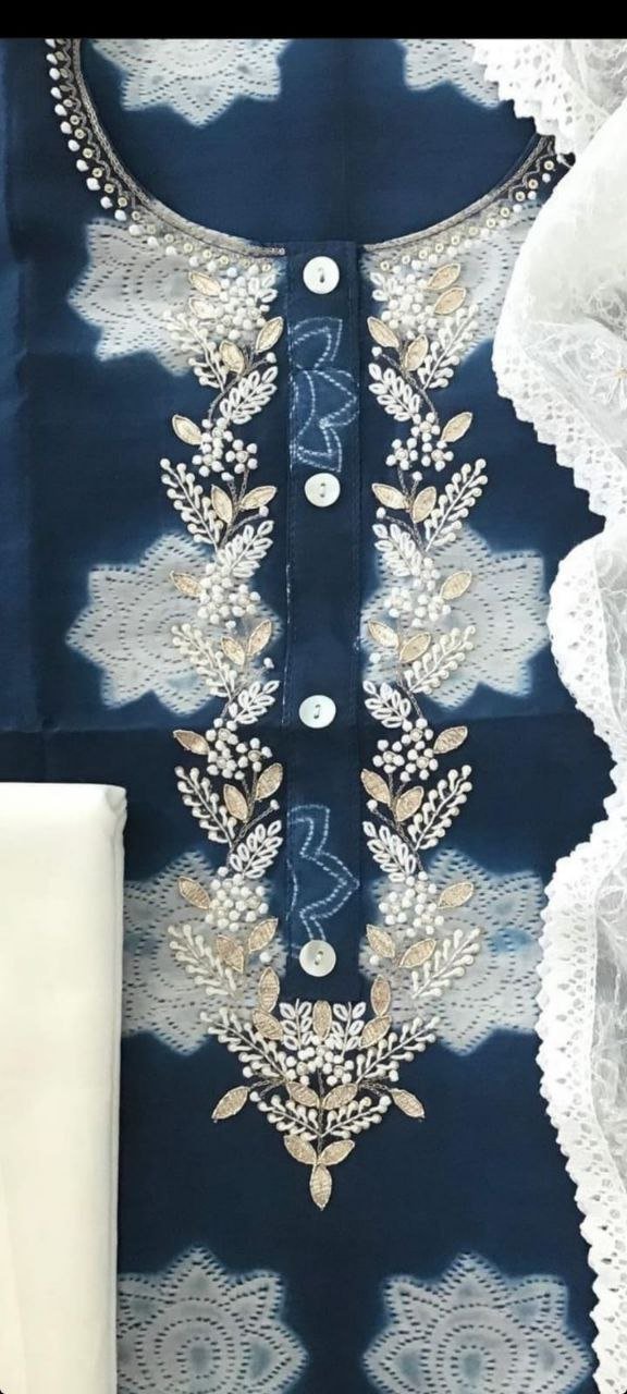 Neck Top