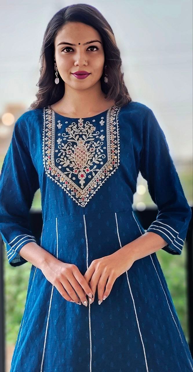 Chain/Aari fancy kurti
