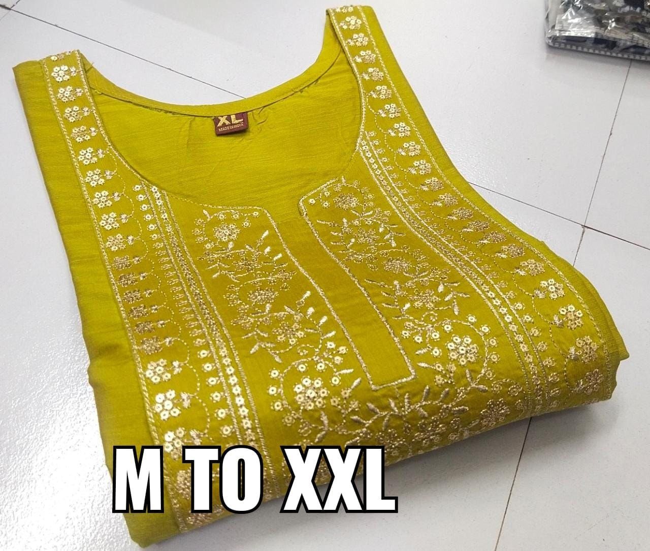 Sequince Neck